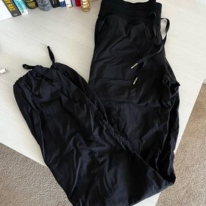 Lululemon unlined Dance Studio Pant